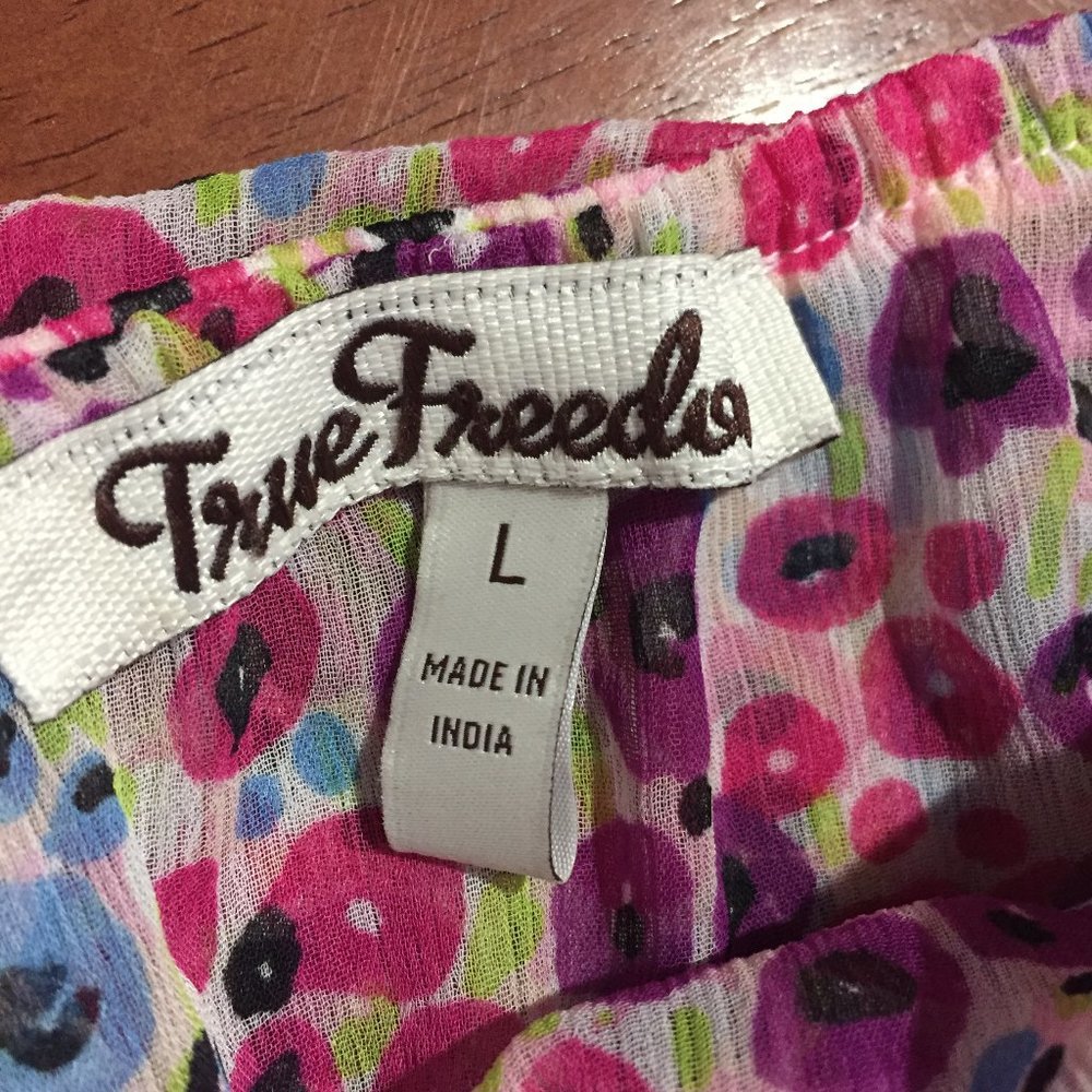 True Freedom Top - Picture 6 of 7